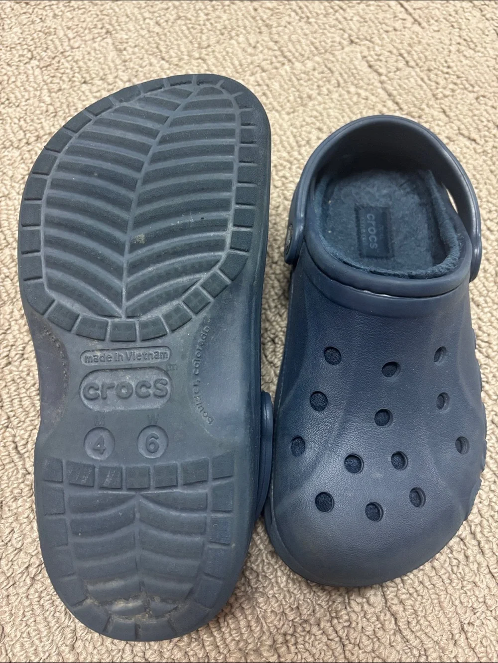 CROCS Kids winter lined Clog in Navy